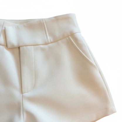 Short Old Money Femme - old money style